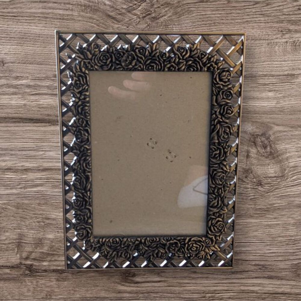 Vintage 5x7 The Weston Gallery Pewter Picture Frame Rose Floral Border Standing